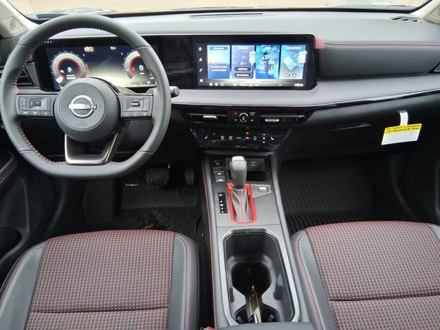 New 2026 Nissan Kicks SR w/ SR Premium Package FWD image 24
