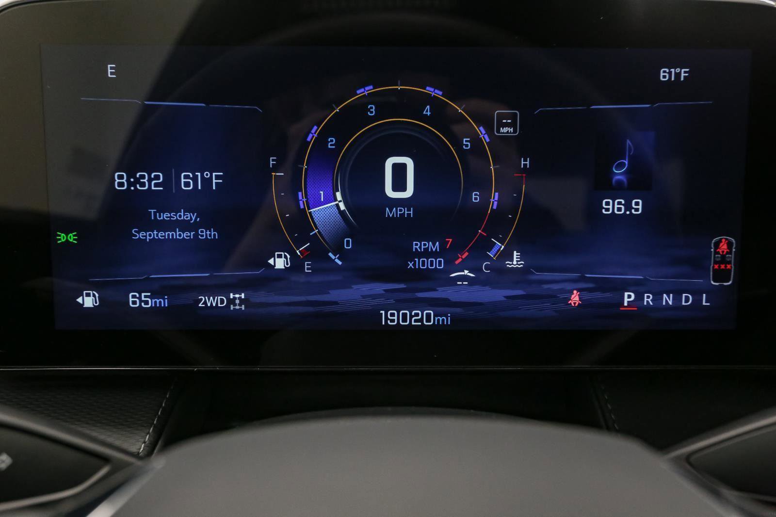 Used 2025 Chevrolet Equinox LT w/ Convenience Package II image 40