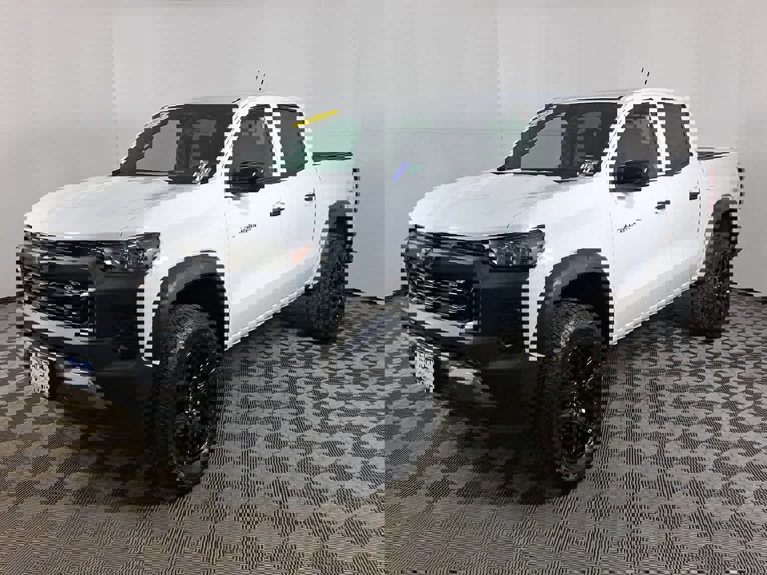 Used 2023 Chevrolet Colorado Trail Boss w/ Safety Package image 5