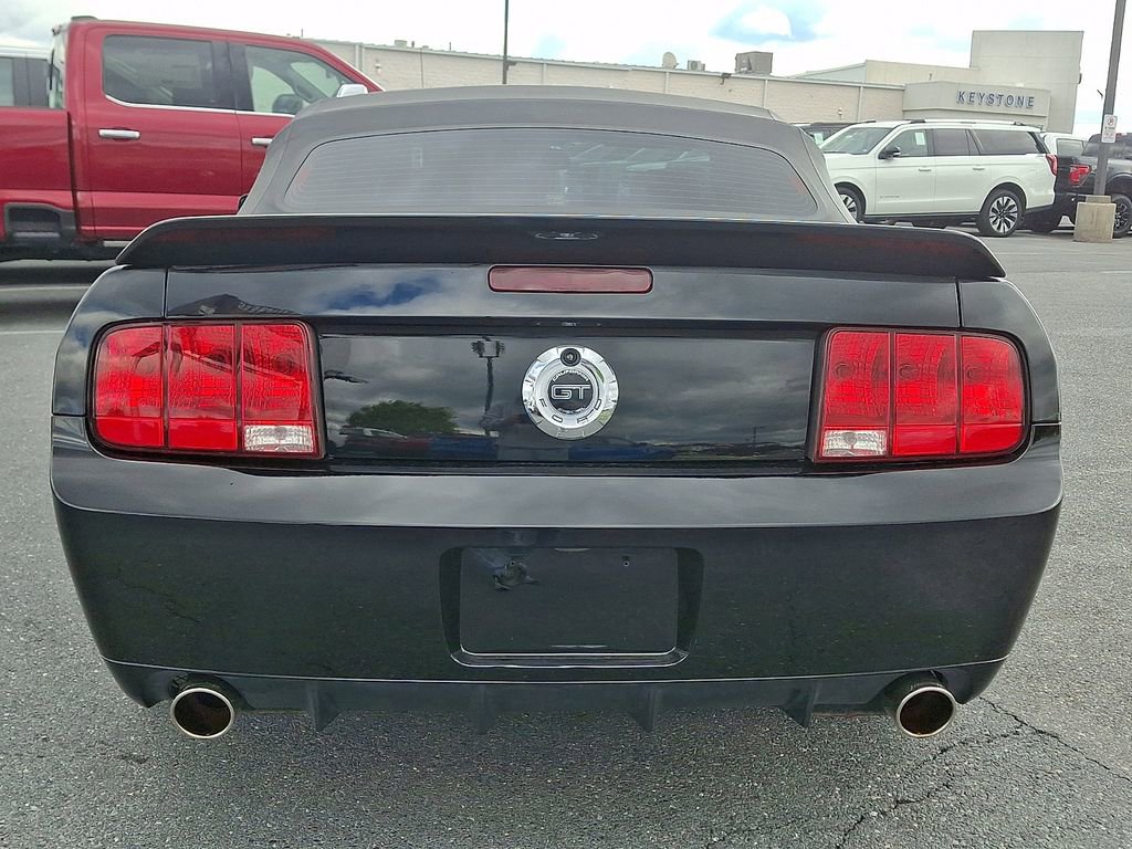 Used 2007 Ford Mustang GT Premium RWD image 5