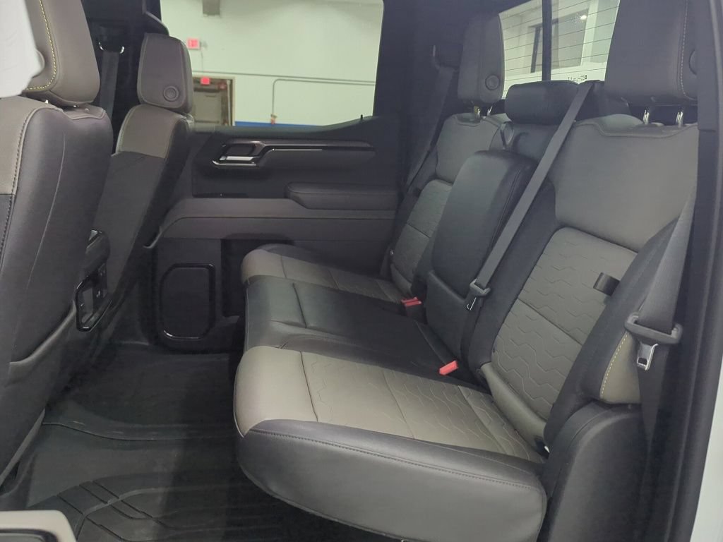 Used 2024 Chevrolet Silverado 1500 ZR2 AWD/4WD image 27