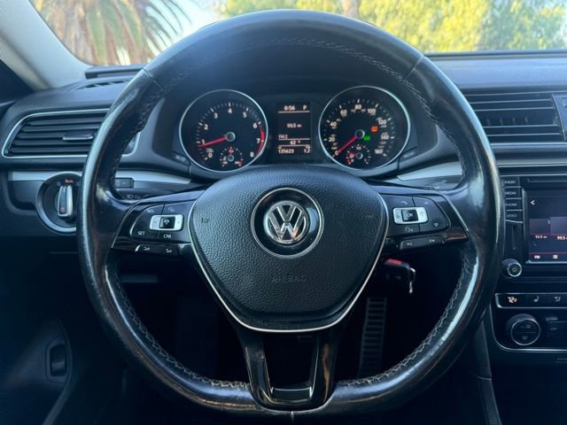 Used 2018 Volkswagen Passat 2.0T R-Line w/ R-Line Lighting Package image 20