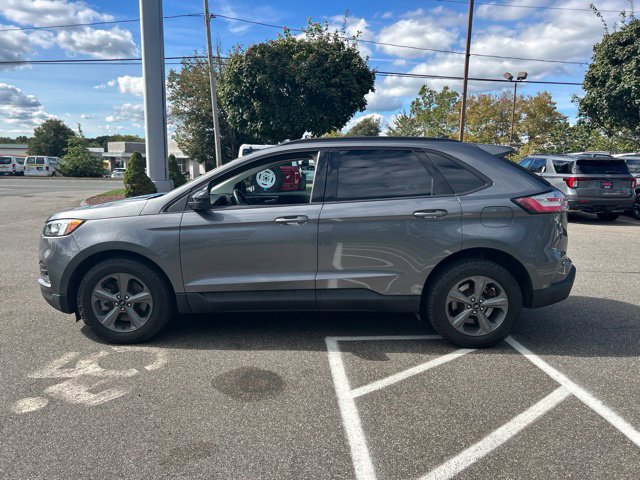 Used 2024 Ford Edge SEL w/ Sport Appearance Package AWD/4WD image 4