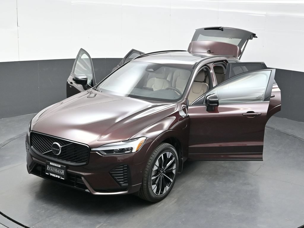 New 2026 Volvo XC60 T8 Plus w/ Climate Package AWD/4WD image 37
