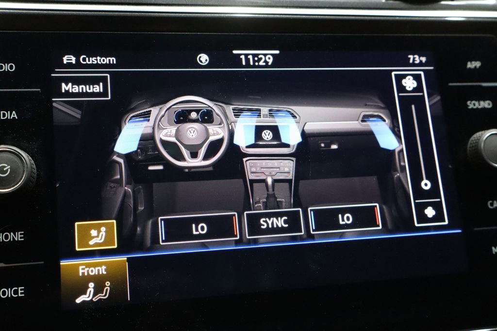 Used 2022 Volkswagen Tiguan SE image 38