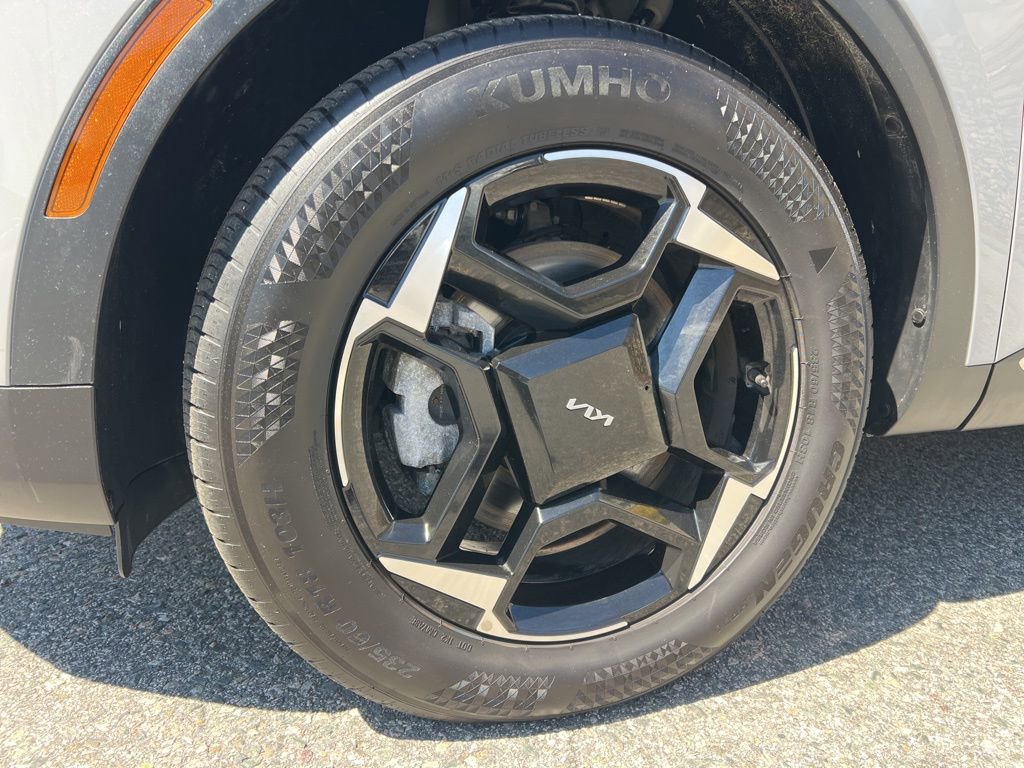 Certified 2026 Kia Sportage EX w/ EX Panorama Roof Package image 11