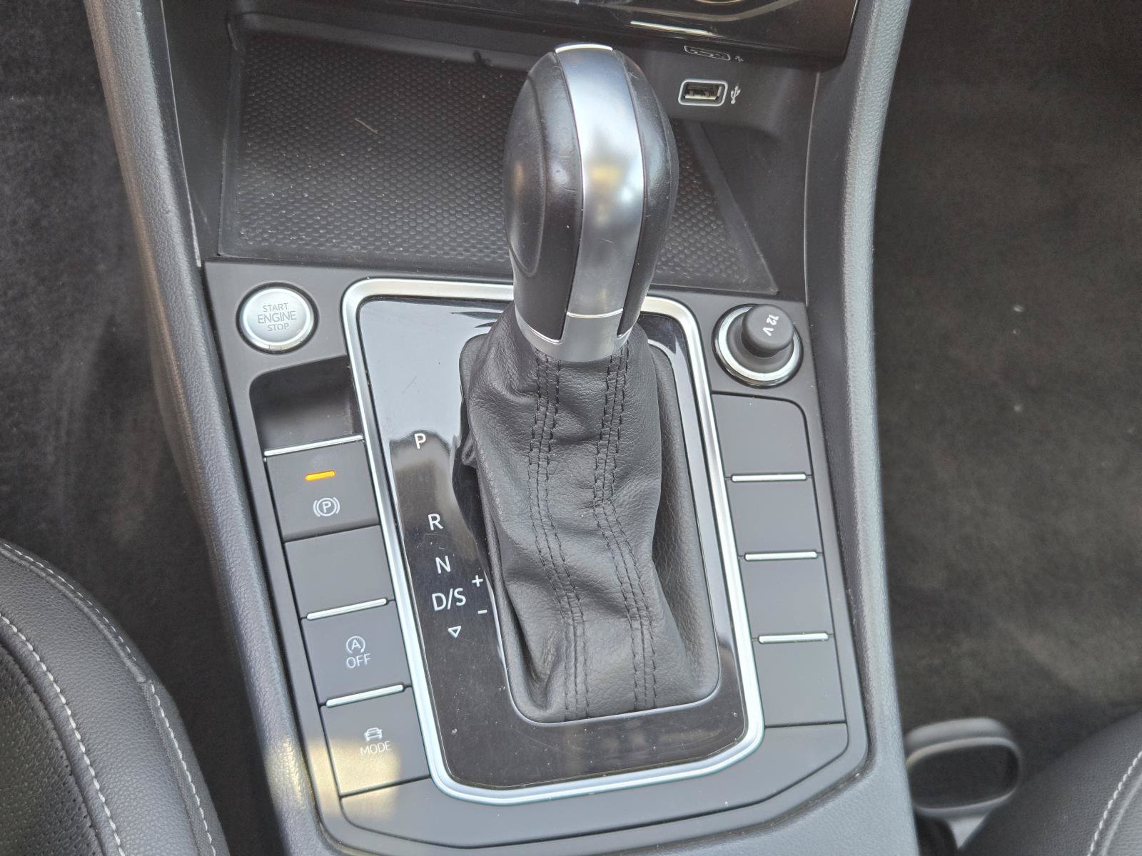 Used 2019 Volkswagen Jetta SEL Premium FWD image 14