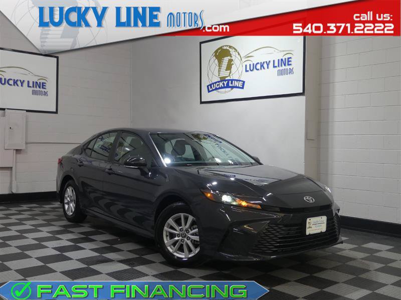 Used 2025 Toyota Camry LE w/ Convenience Package AWD/4WD image 1