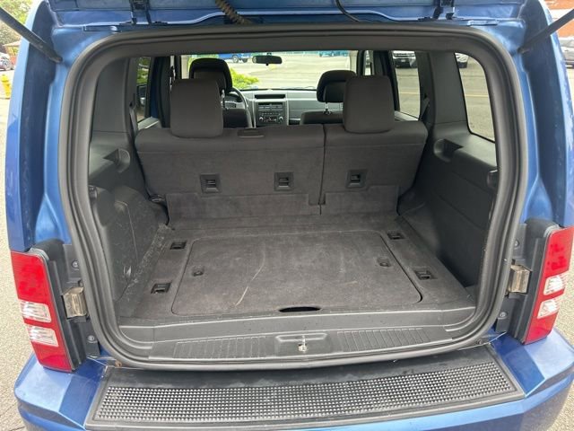 Used 2010 Jeep Liberty Sport w/ Popular Equipment Group AWD/4WD image 25