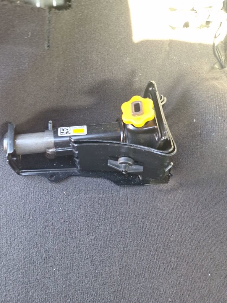 Certified 2025 Chevrolet Silverado 1500 LT image 25