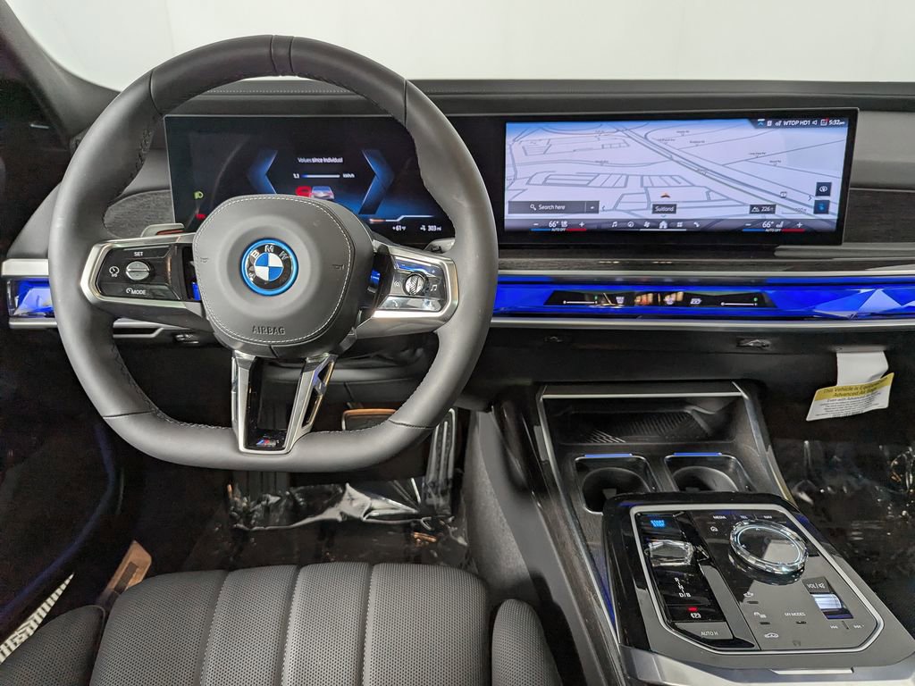 Used 2026 BMW i7 eDrive50 w/ Executive Package RWD image 25