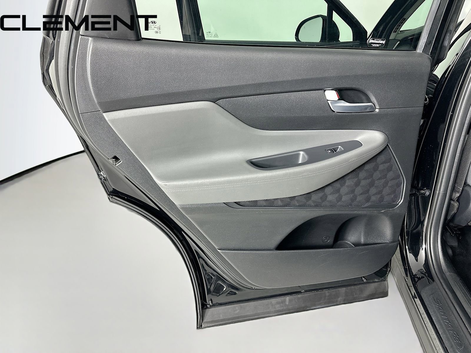 Certified 2023 Hyundai Santa Fe SEL image 30