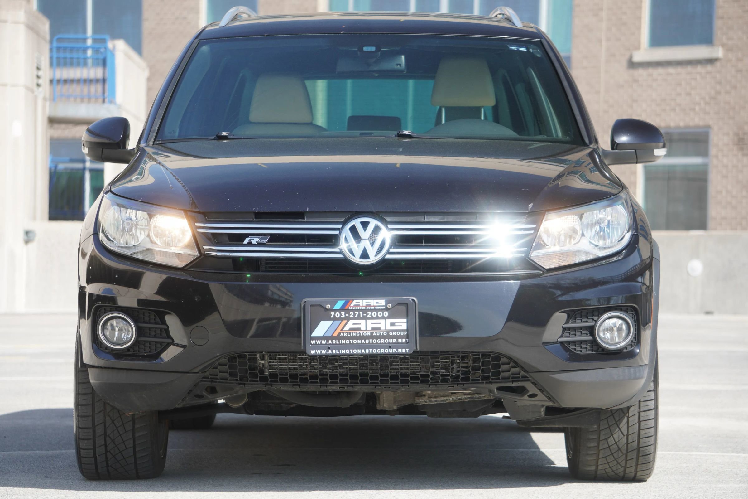 Used 2016 Volkswagen Tiguan R-Line image 17