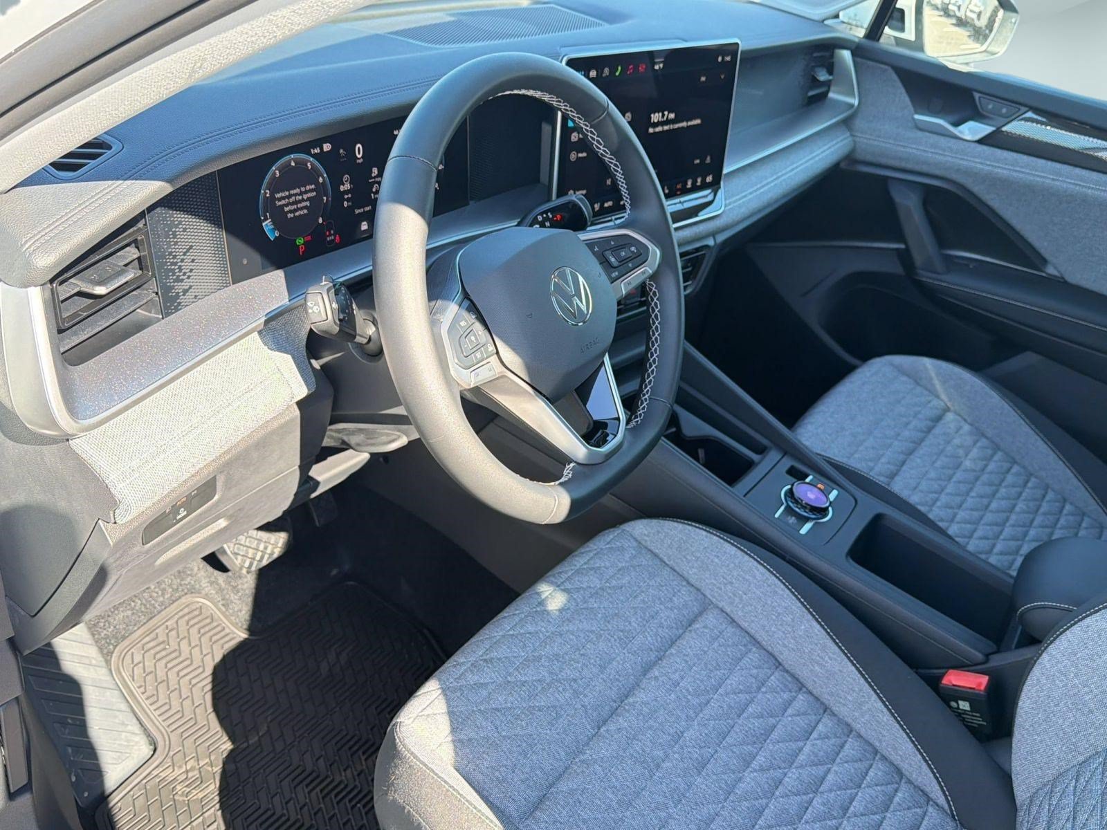 Certified 2026 Volkswagen Tiguan S AWD/4WD image 4