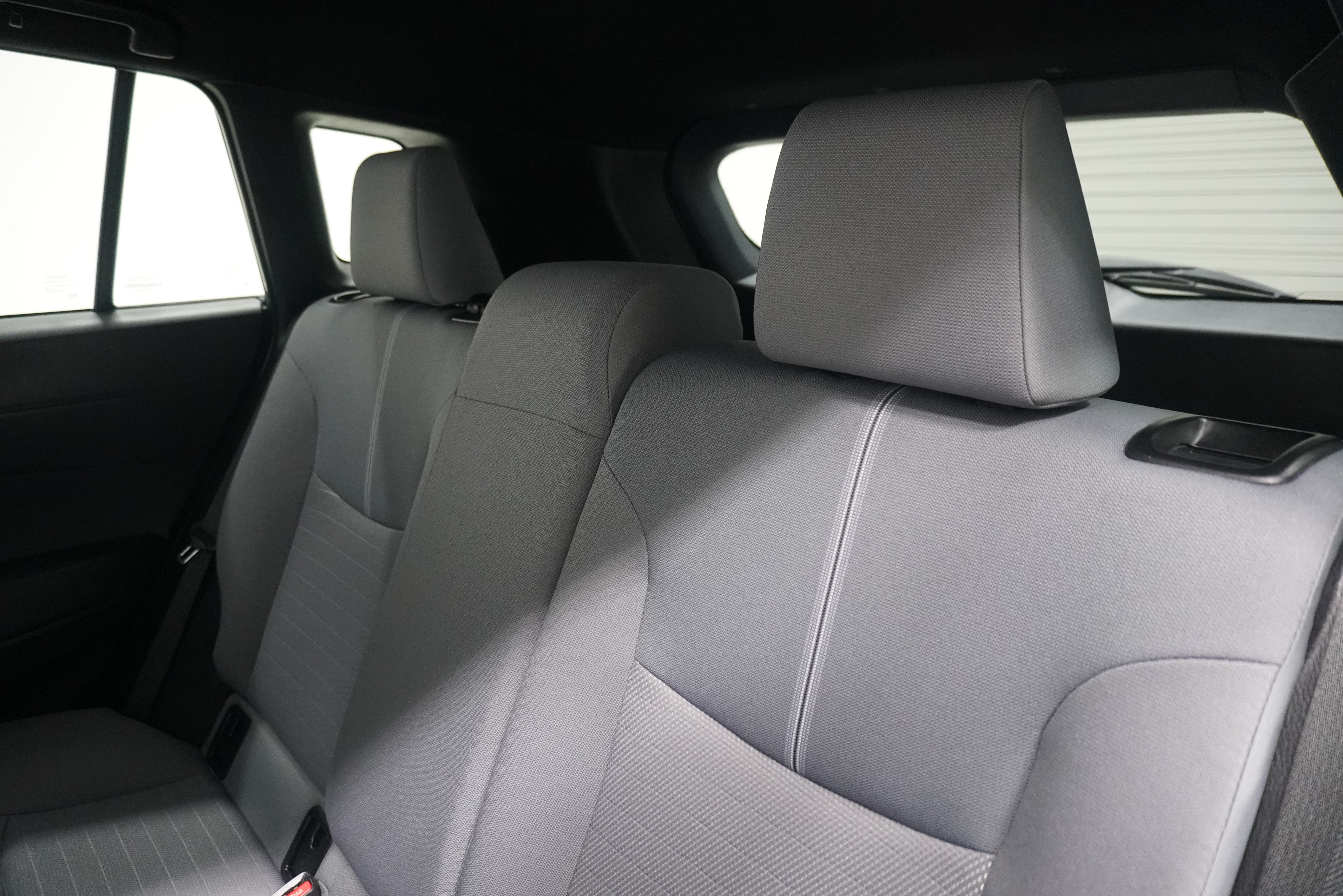 Used 2023 Toyota Corolla Cross AWD Hybrid w/ Moonroof Package image 14