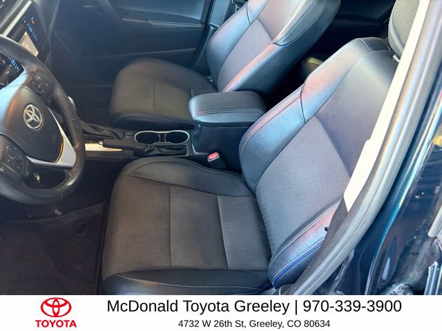 Used 2018 Toyota Corolla SE w/ Carpet Mat Package (TMS) FWD image 9