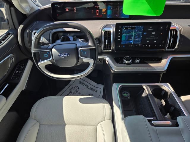 Certified 2025 Ford Expedition Max Platinum image 10