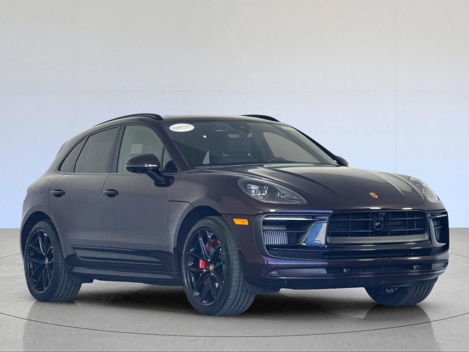 Certified 2025 Porsche Macan GTS AWD/4WD image 10