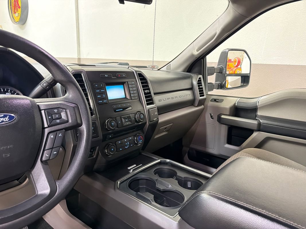 Used 2017 Ford F250 XLT w/ XLT Value Package AWD/4WD image 14