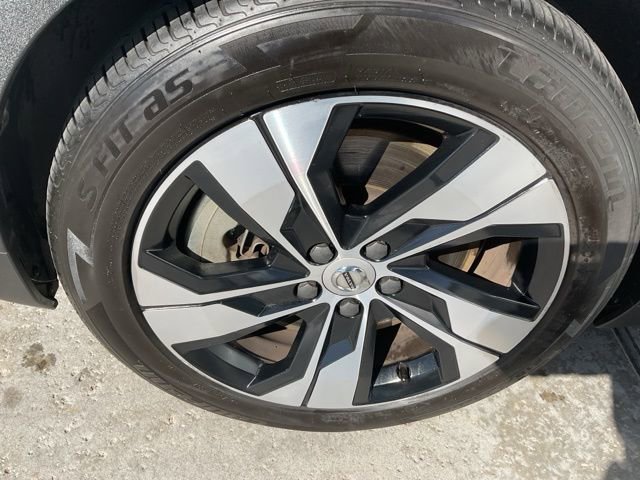 Used 2021 Volvo V60 T5 Cross Country w/ Advanced Package image 16