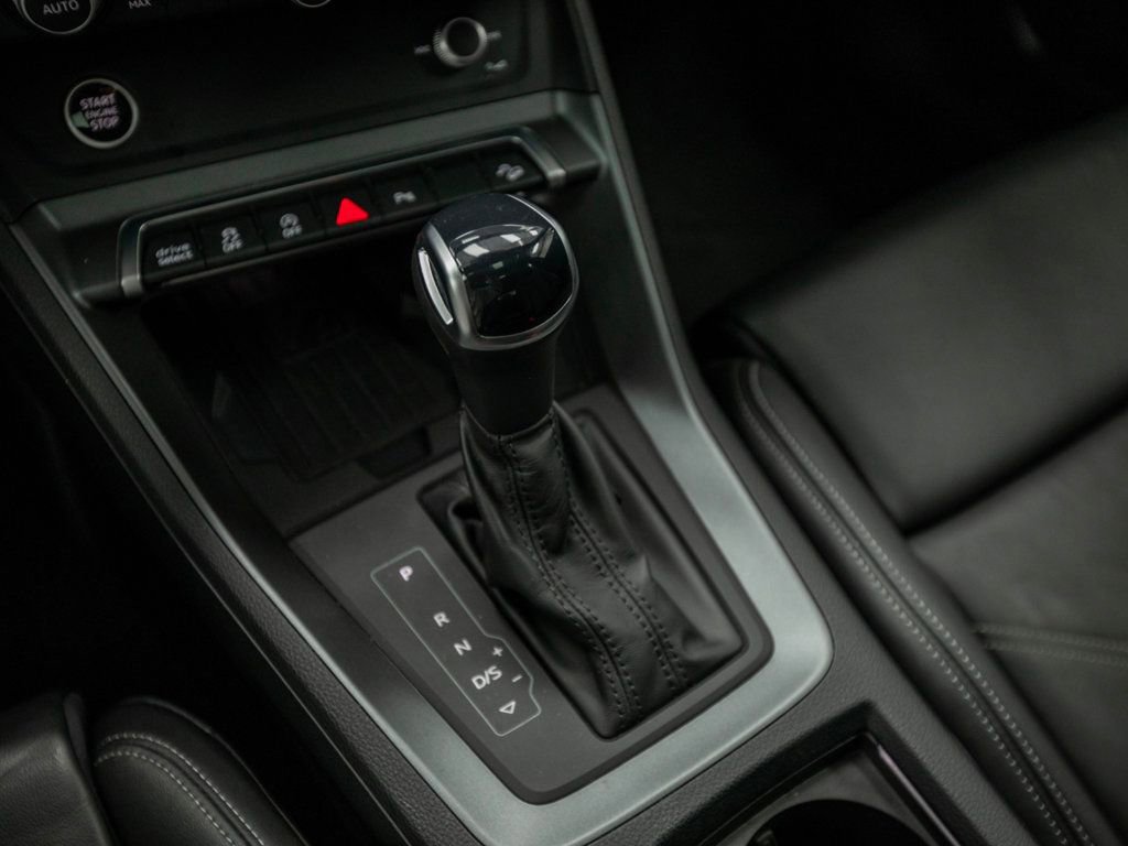 Used 2024 Audi Q3 2.0T Premium w/ Convenience Package image 19