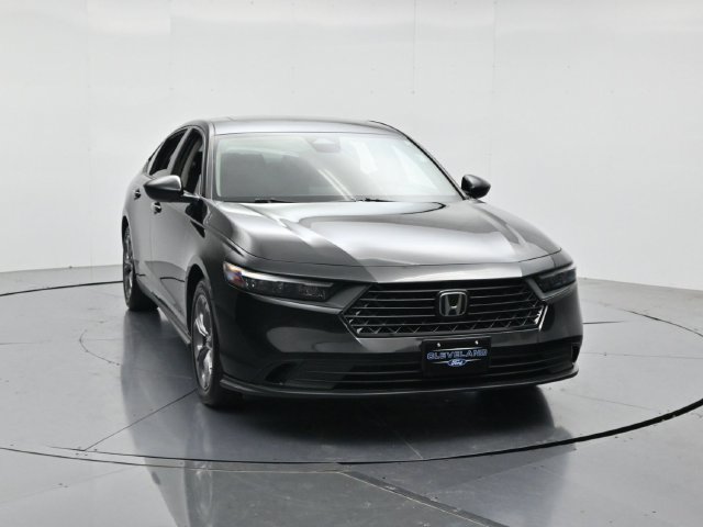 Used 2024 Honda Accord EX image 4
