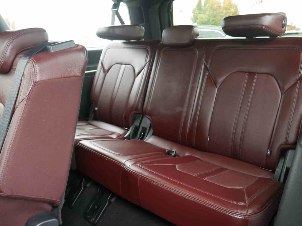 Used 2024 Ford Expedition Max Limited image 16
