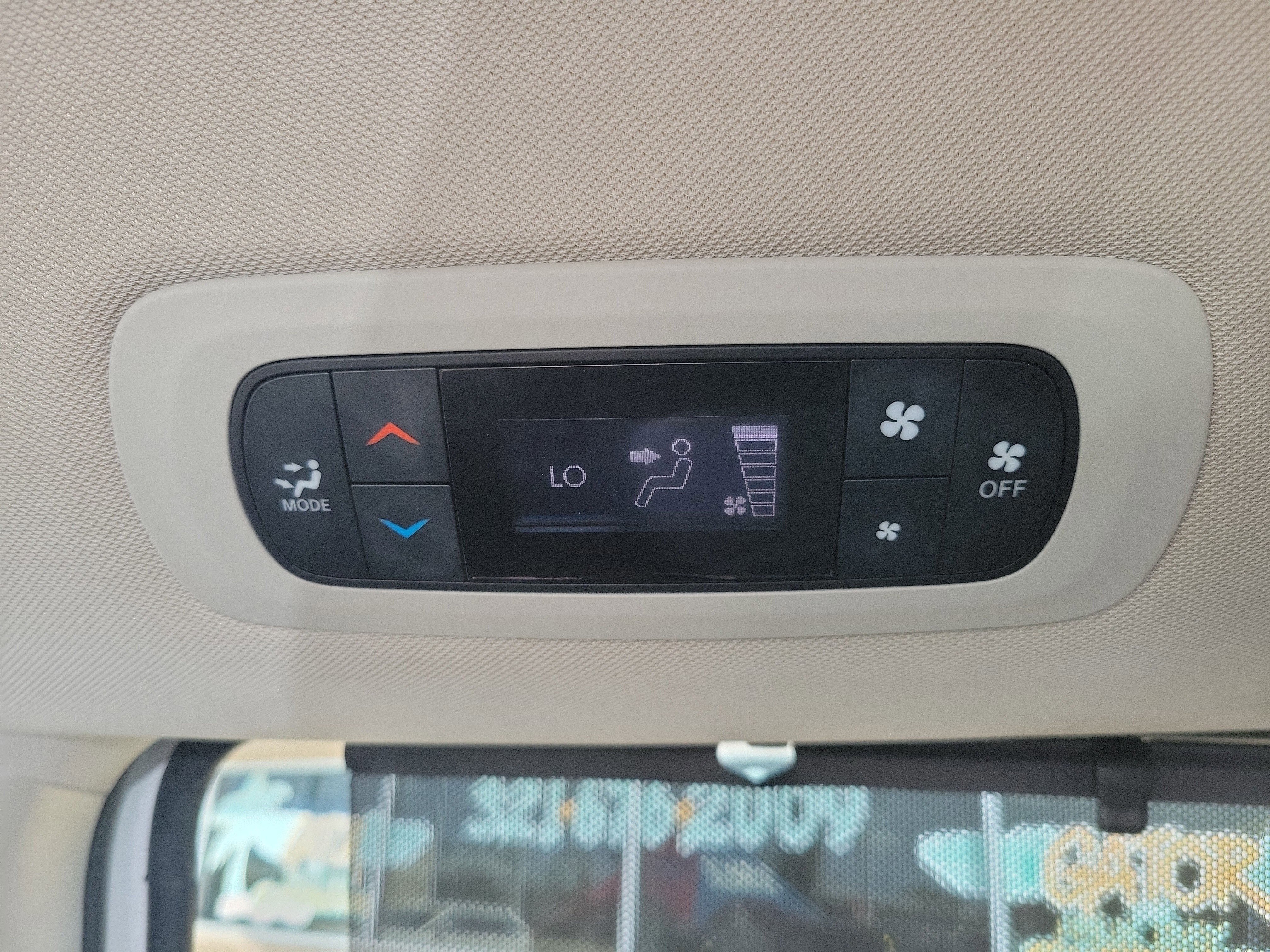 Used 2021 Chrysler Voyager Lxi FWD image 10