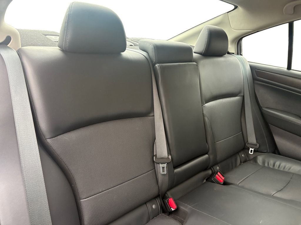 Used 2015 Subaru Legacy 3.6R Limited image 18