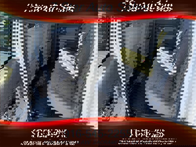 Used 2014 Ford F150 XLT w/ XLT Convenience Package image 15