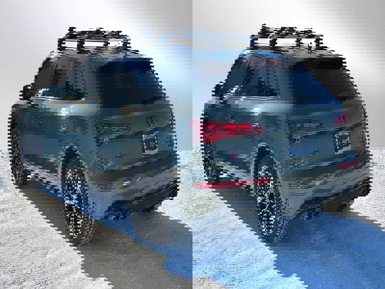 Used 2024 Audi SQ5 Prestige w/ Prestige Package image 5