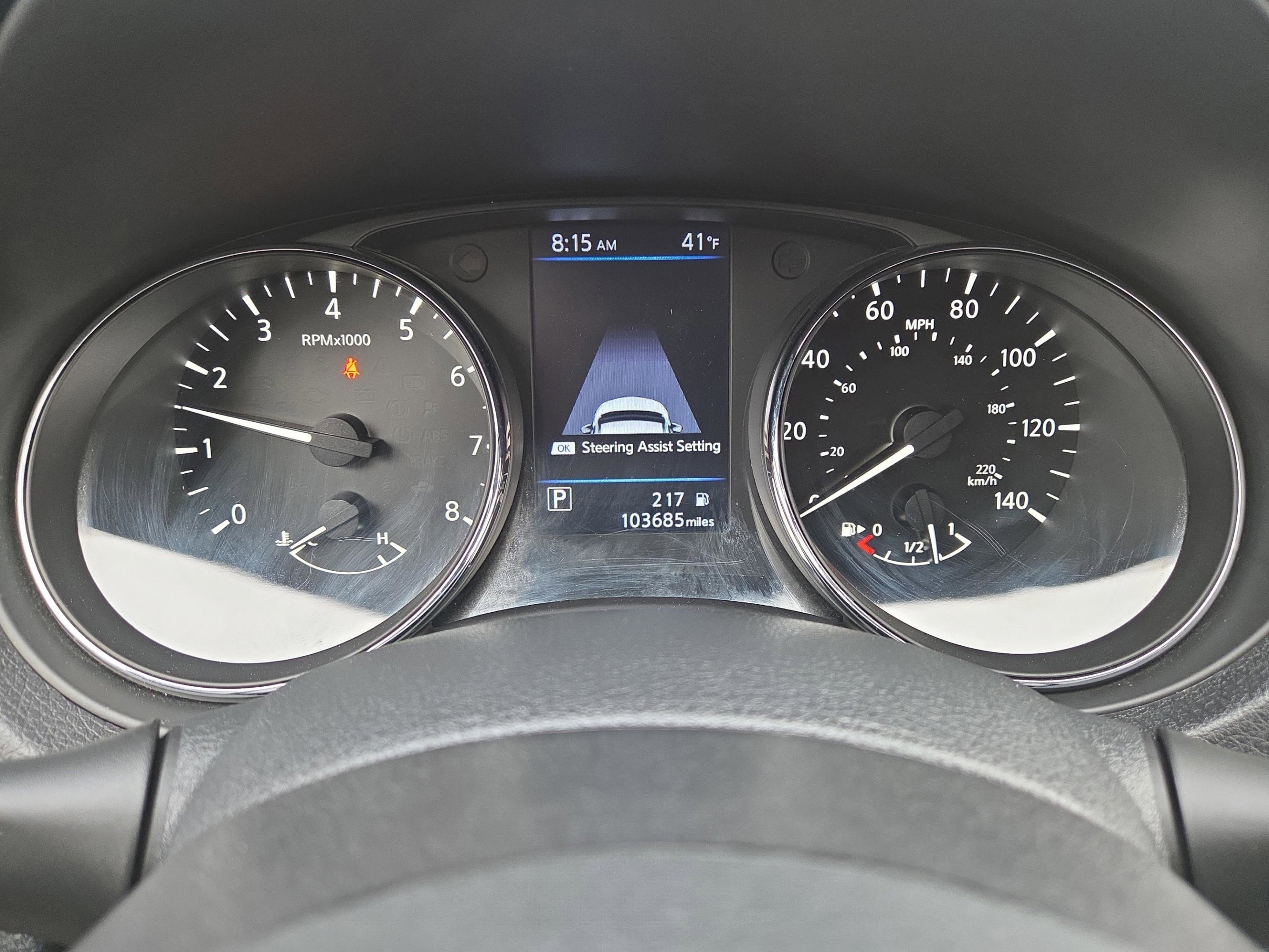 Used 2020 Nissan Rogue SV w/ Premium Package image 16