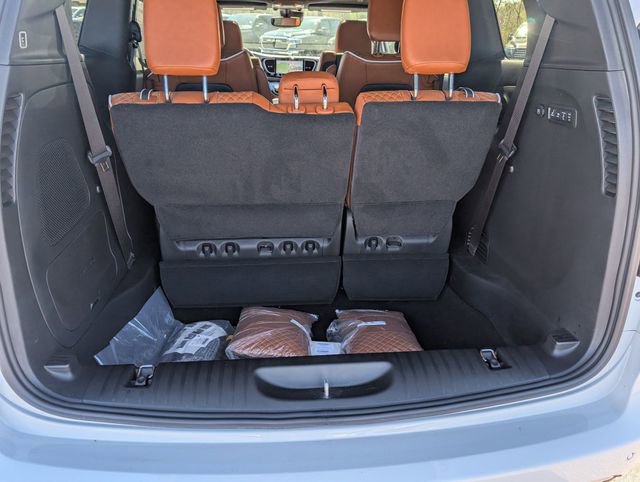New 2026 Chrysler Pacifica Pinnacle image 30