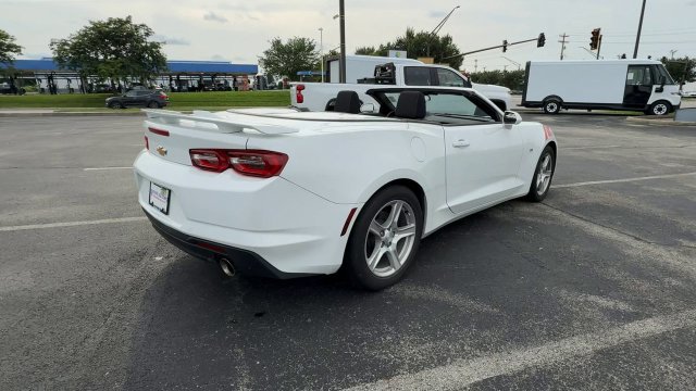Used 2023 Chevrolet Camaro LT w/ Technology Package RWD image 8