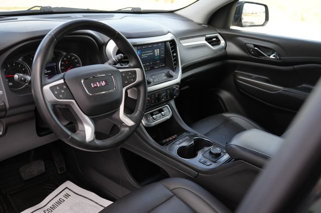Used 2023 GMC Acadia SLT FWD image 10