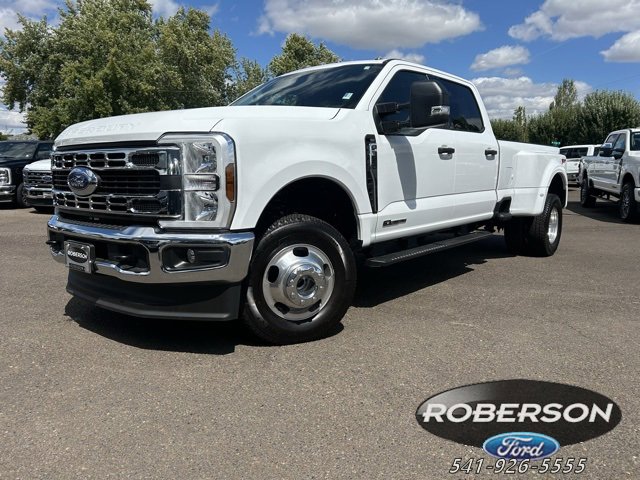 New 2025 Ford F350 XLT image 1