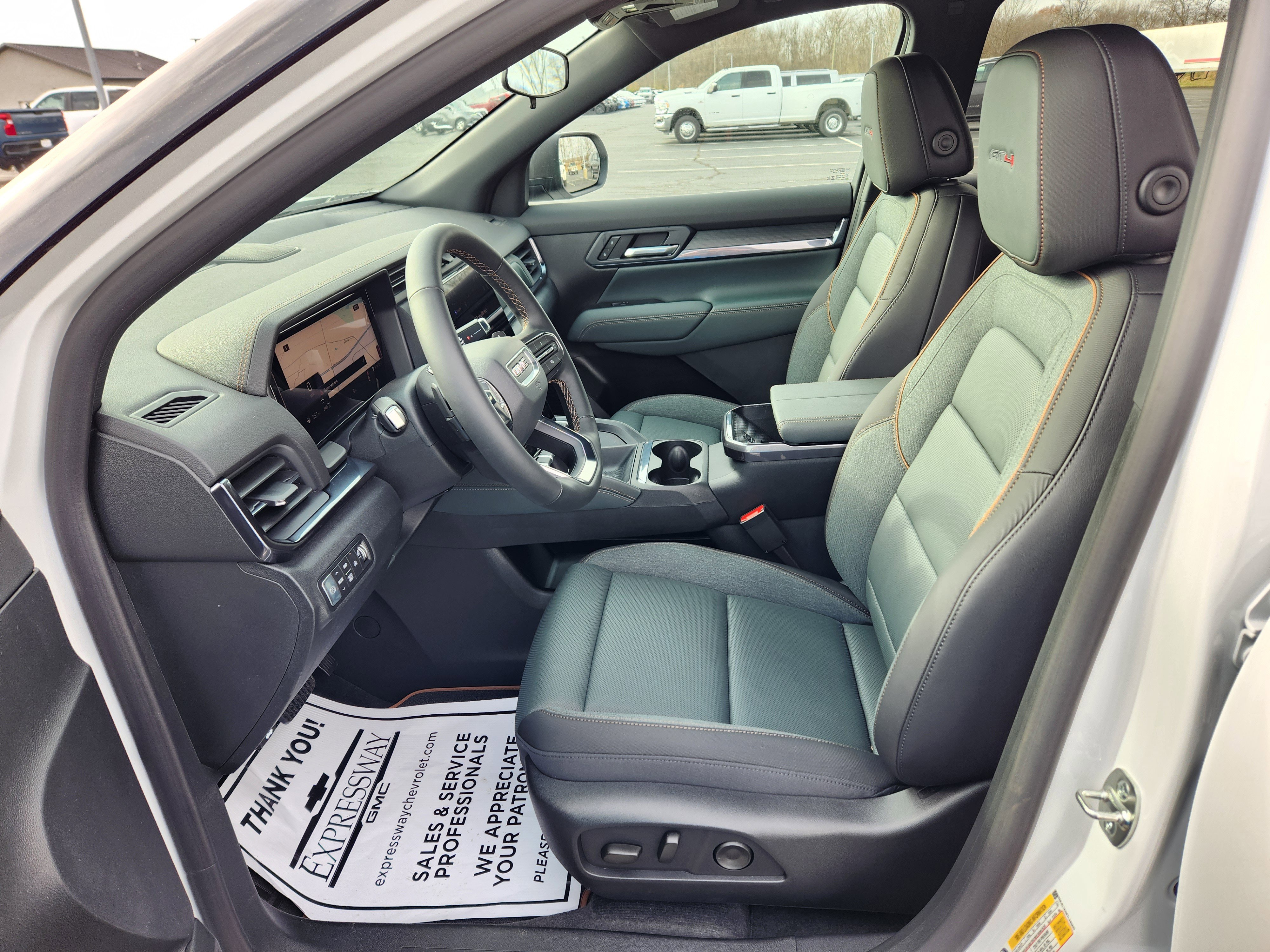 New 2026 GMC Terrain AT4 w/ Convenience Package III image 9