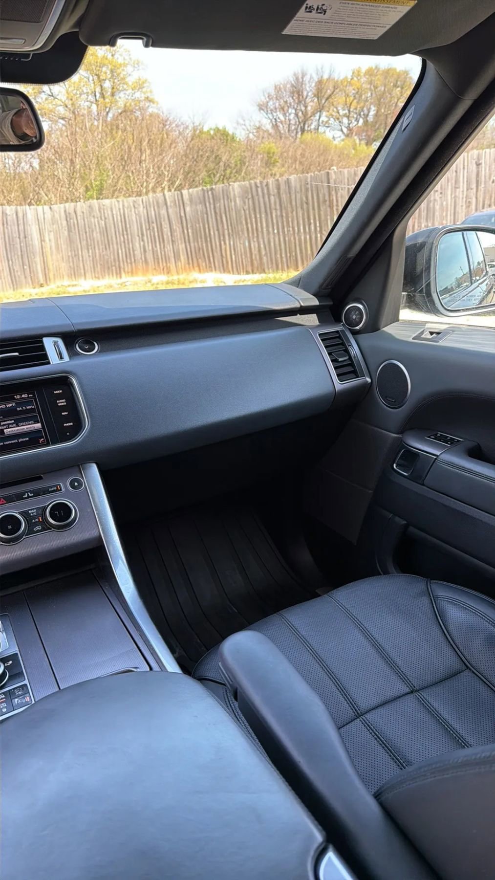 Used 2014 Land Rover Range Rover Sport HSE image 34