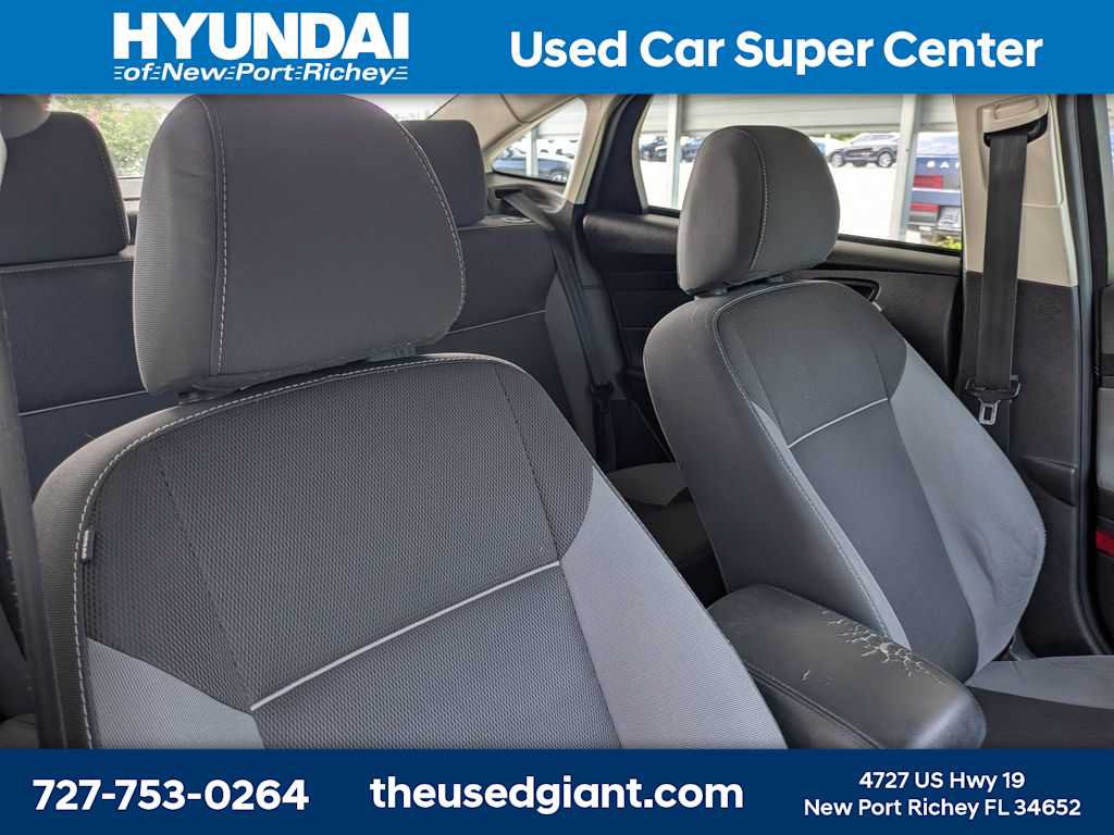 Used 2014 Ford Focus SE FWD image 6