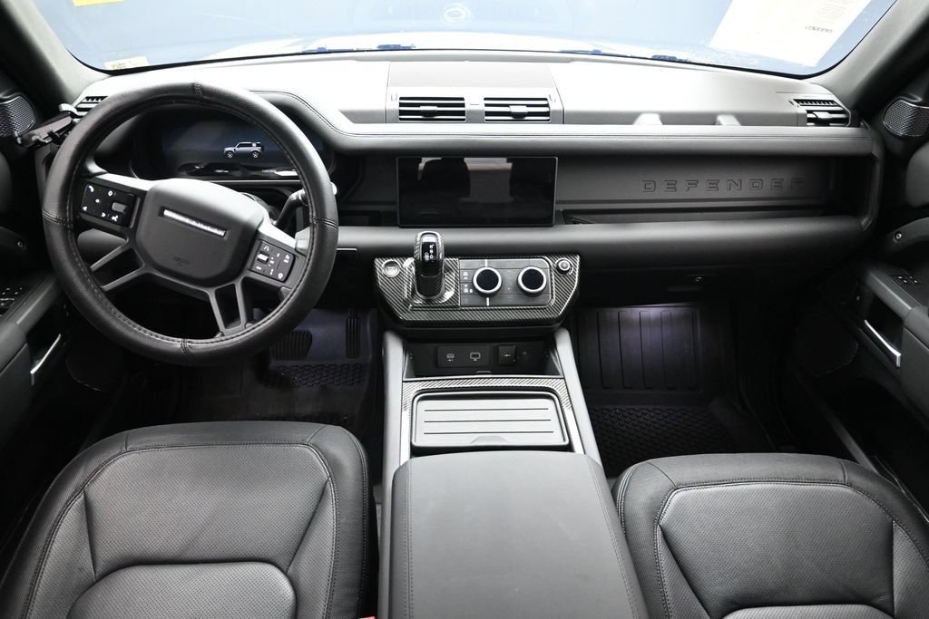 Used 2024 Land Rover Defender 110 X-Dynamic SE AWD/4WD image 14