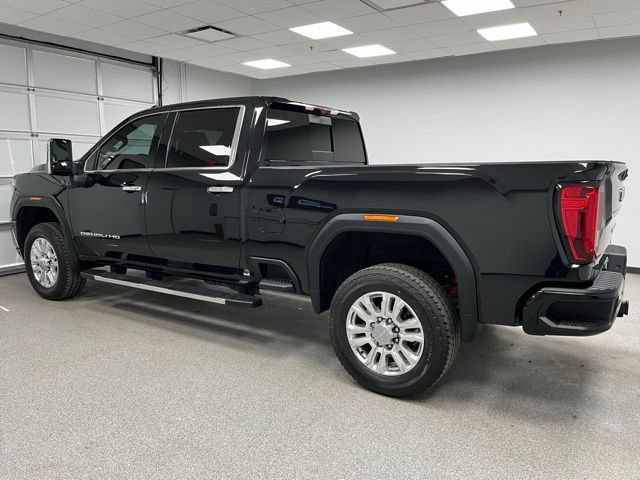 Used 2022 GMC Sierra 3500 Denali w/ Denali Ultimate Package AWD/4WD image 7