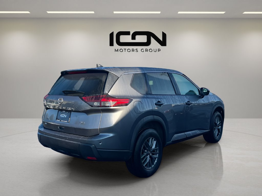Used 2024 Nissan Rogue S AWD/4WD image 5