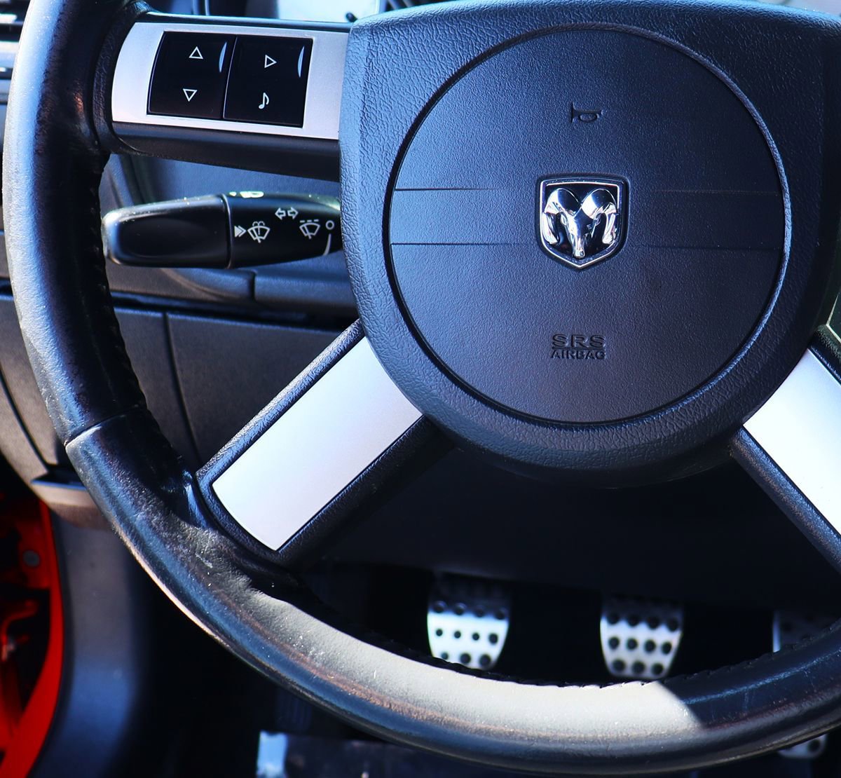 Used 2009 Dodge Challenger SRT8 RWD image 41