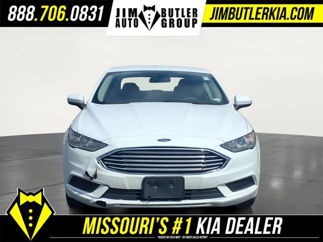 Used 2017 Ford Fusion SE image 26