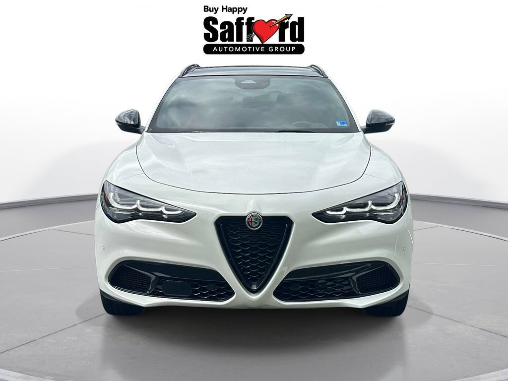 Used 2025 Alfa Romeo Stelvio Sprint w/ Veloce Package AWD/4WD image 8