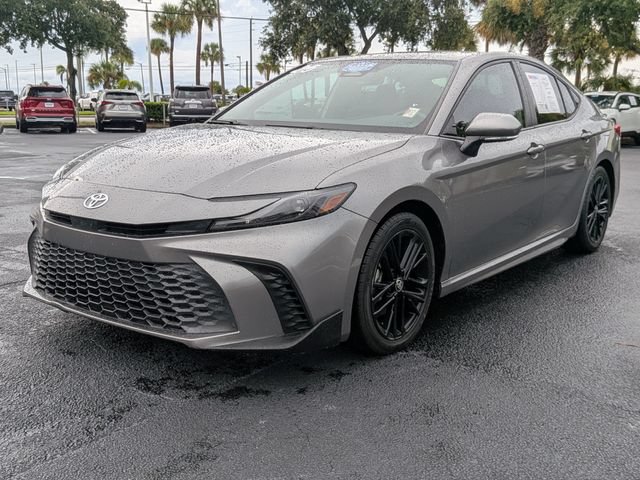 Used 2025 Toyota Camry SE w/ Multimedia Upgrade Package FWD image 7