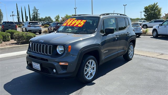 Used 2022 Jeep Renegade Latitude w/ Convenience Group