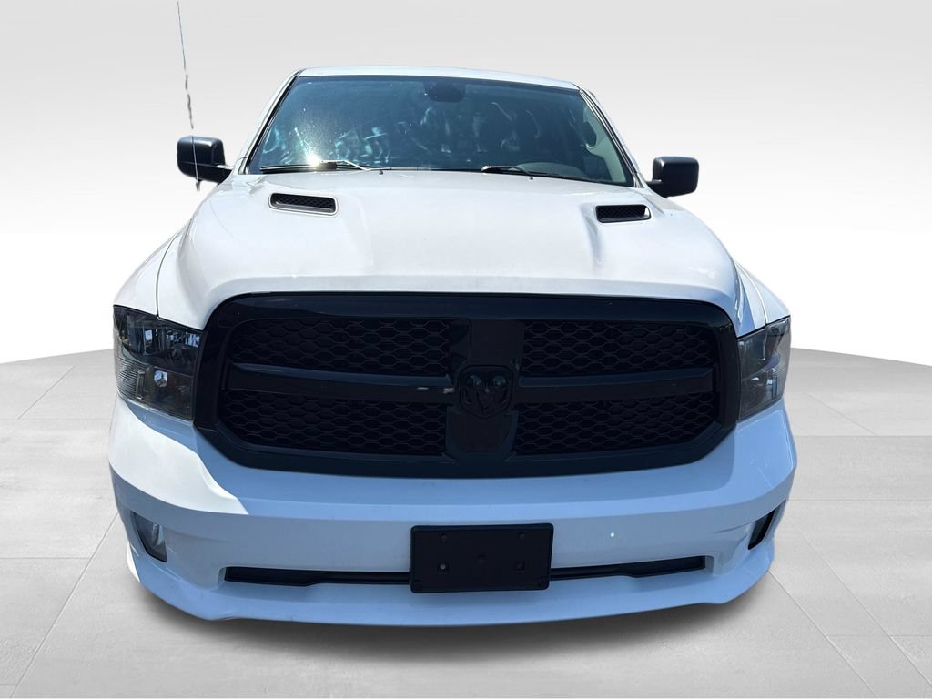 Used 2021 RAM 1500 Express w/ Wheel & Sound Group AWD/4WD image 9
