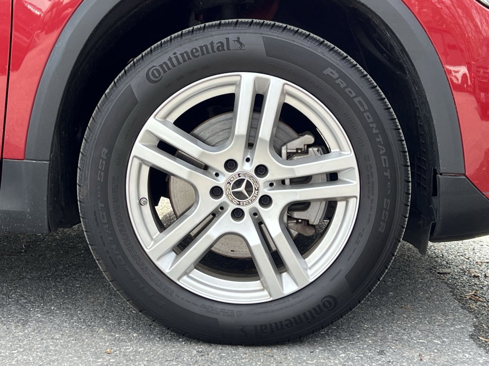 Certified 2021 Mercedes-Benz GLA 250 4MATIC w/ Premium Package image 10