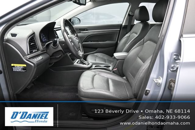 Used 2017 Hyundai Elantra Limited w/ Limited Ultimate Package 09 FWD image 25